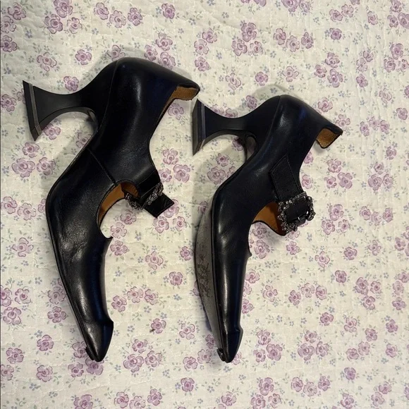 John Fluevog Black Pointed Mary Jane Heels with Decorative Buckles - Picture 6 of 8